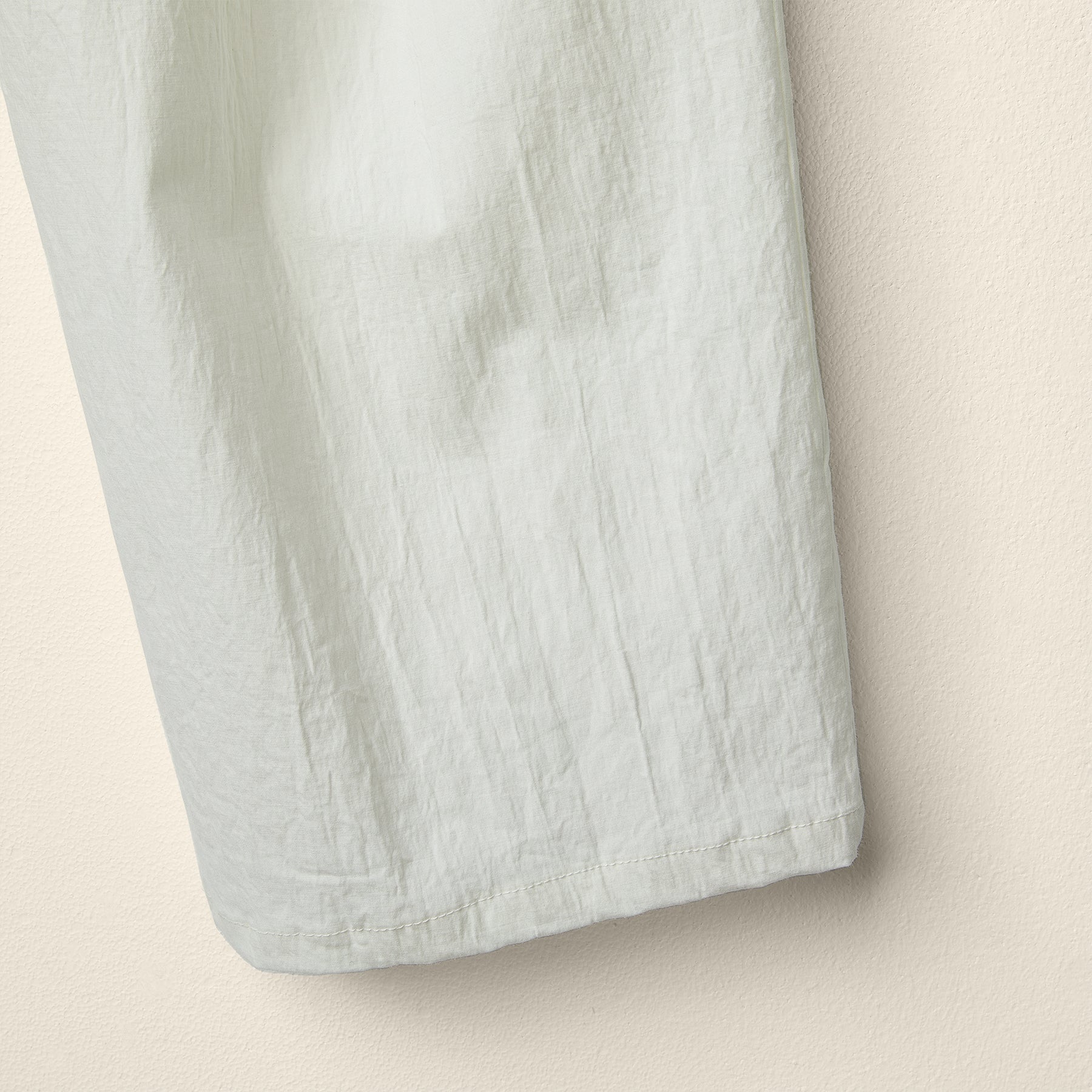 TROUSERS WITH CONTRASTING ELASTIC WAISTBAND