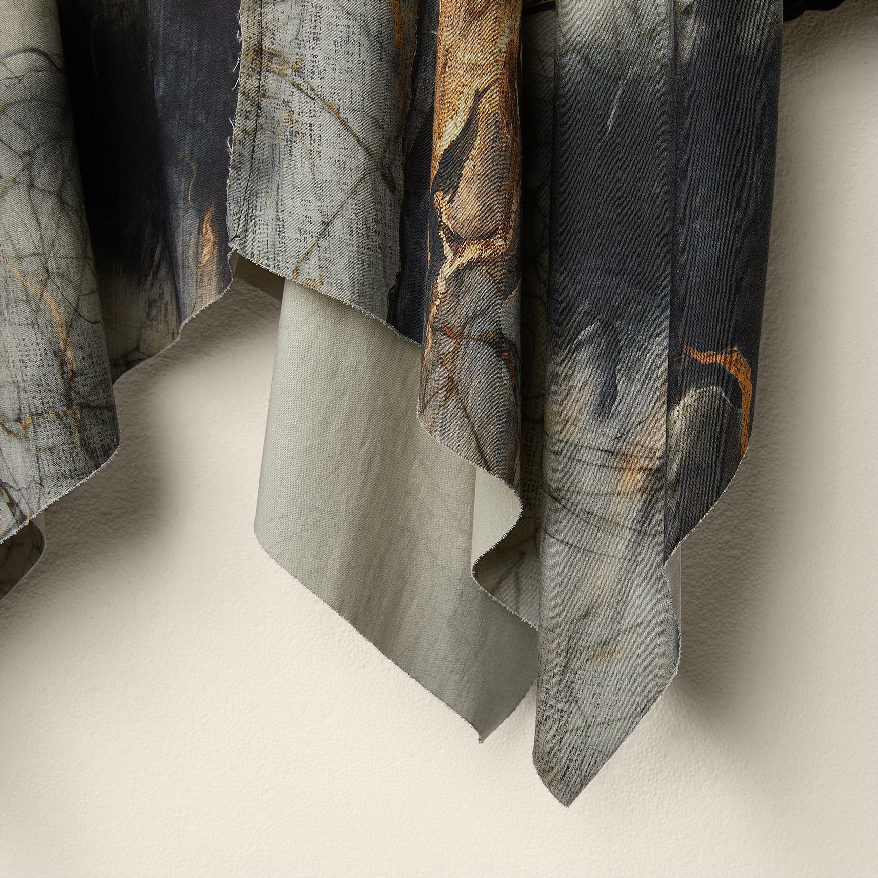 KINTSUGI PATTERN BLOUSE