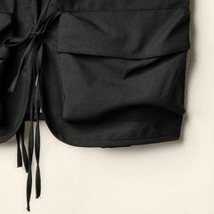 BLACK VEST WITH ZIP POCKETS