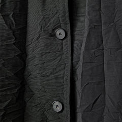 COAT IN WRINKLED EFFECT FABRIC DOUBLED IN B/W PATTERN