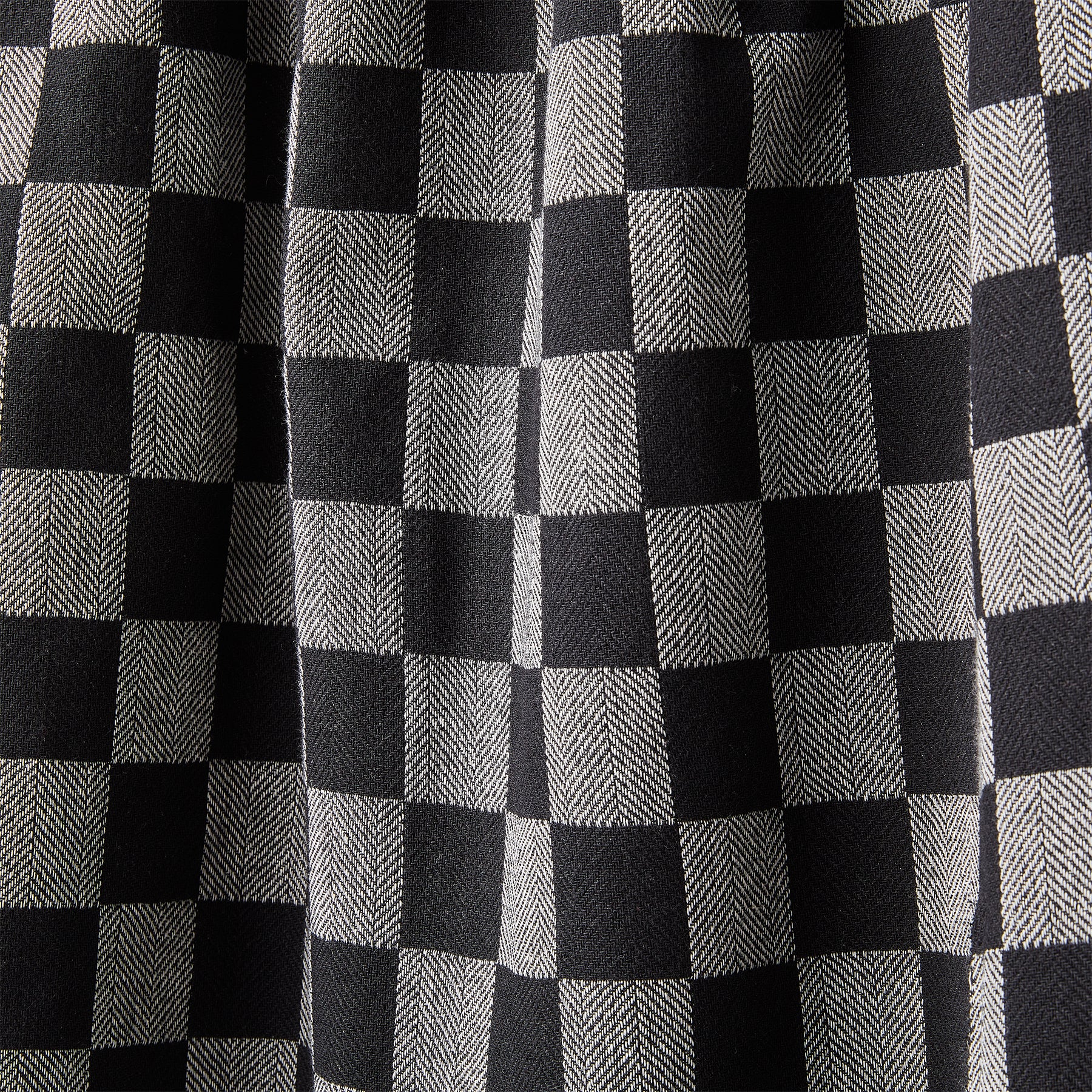 LONG CHECKERED SKIRT WITH SPLIT