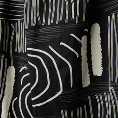 TROUSERS WITH GEOMETRIC LINES