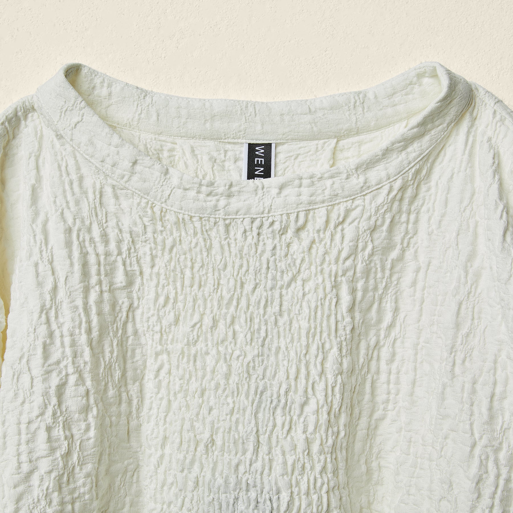 CRINKLED GATHERED BLOUSE