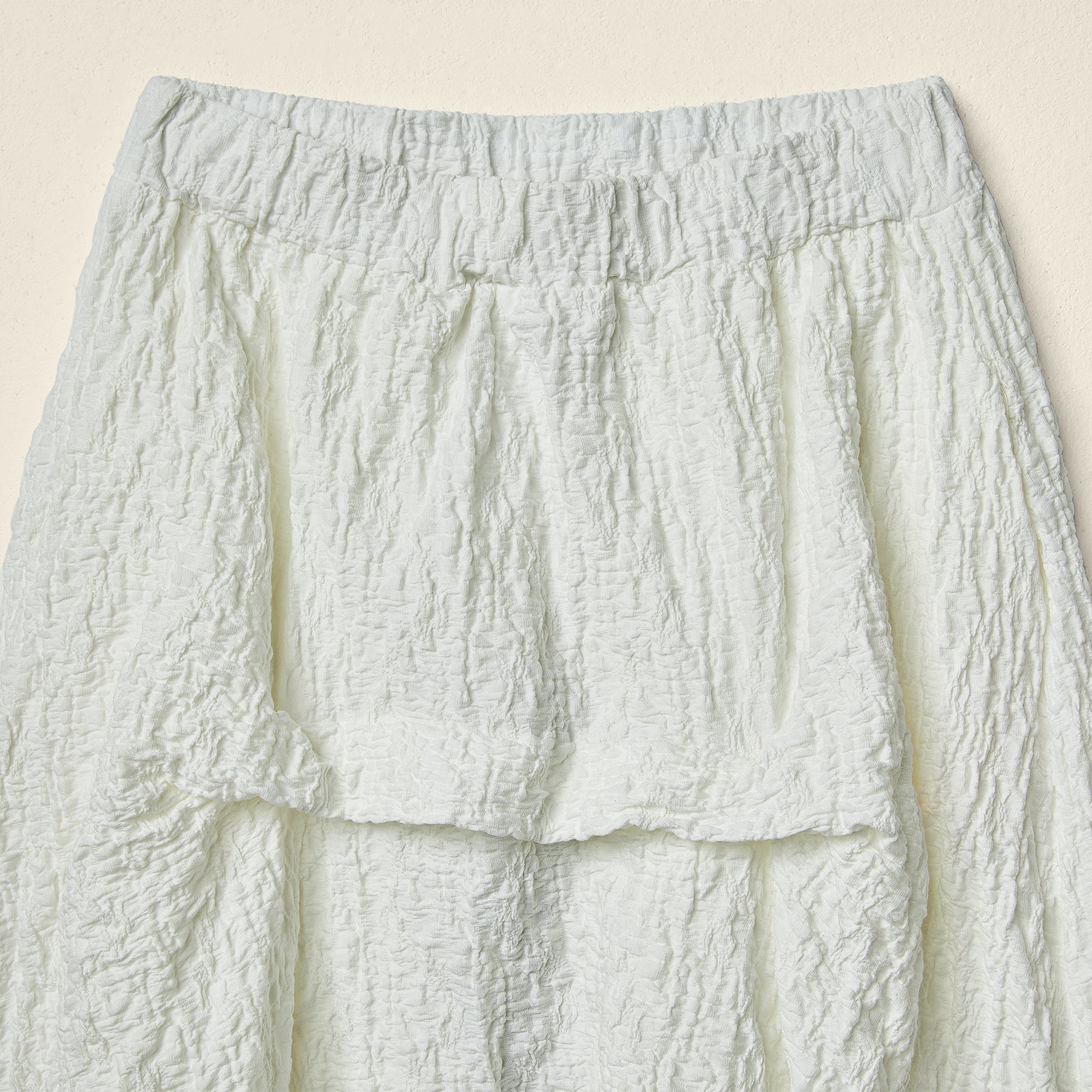 EMBOSSED LOW CROTCH PANTS