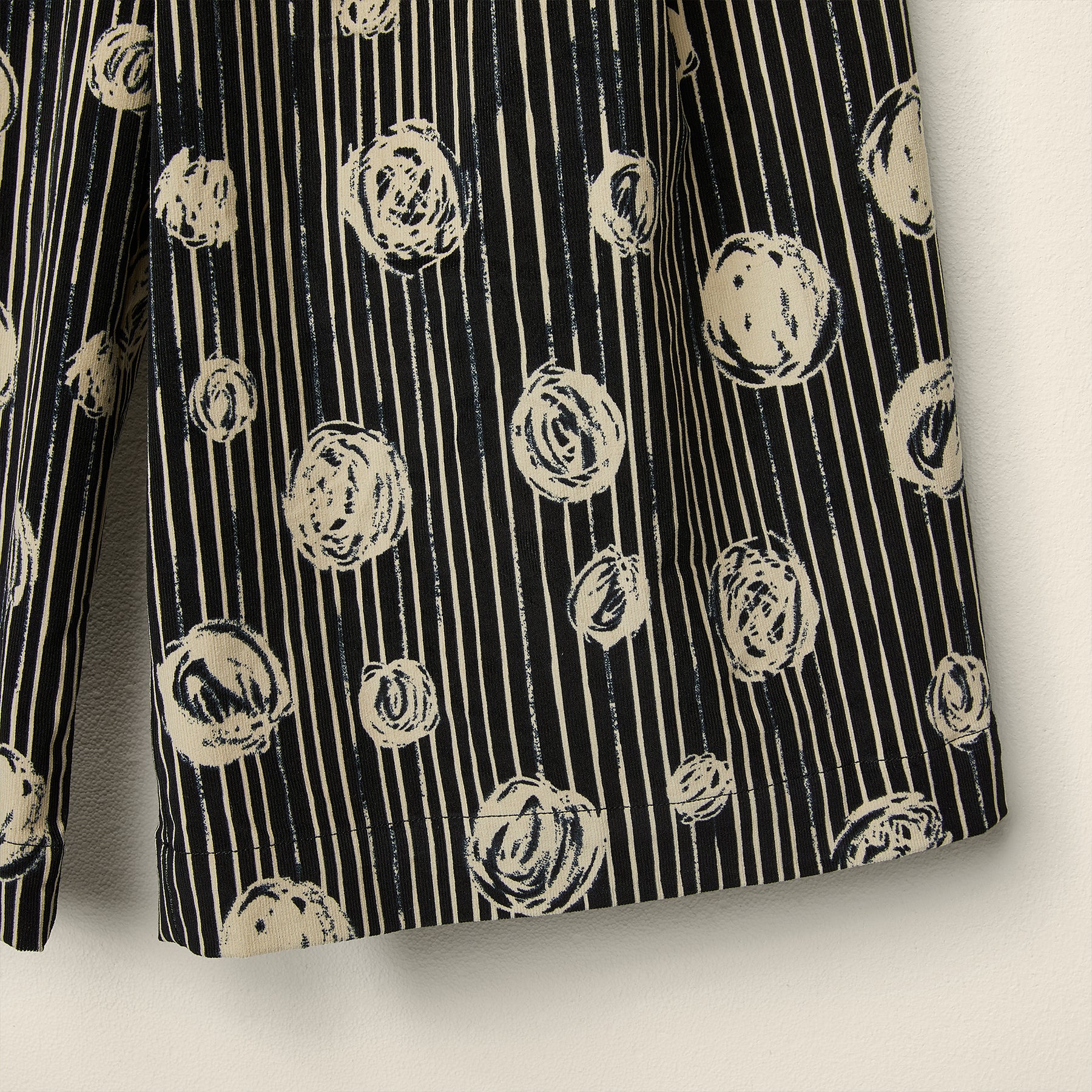 AW26 VELVET TROUSERS WITH GRAPHIC PRINT