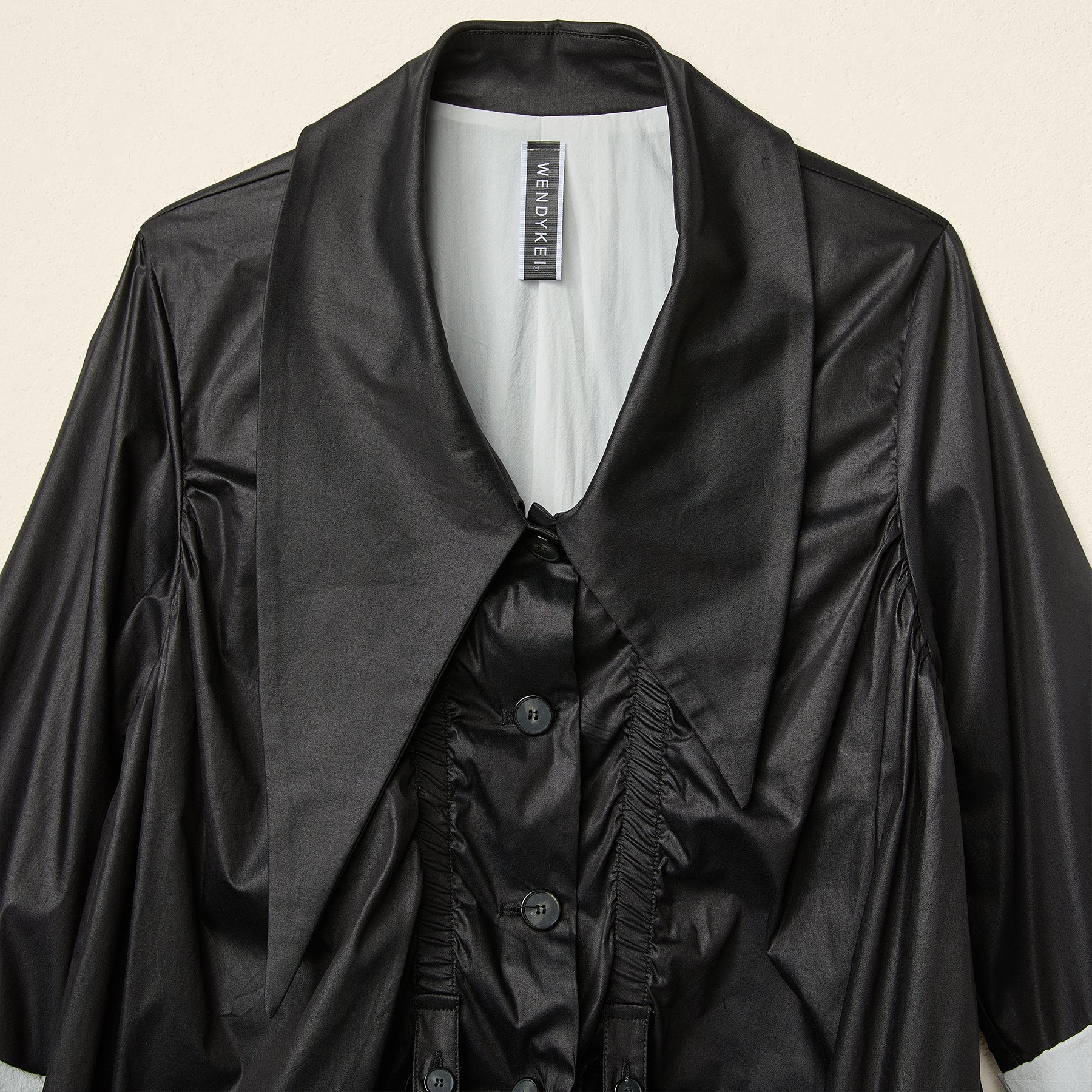 AW26 TRENCH COAT WITH ROUCHE