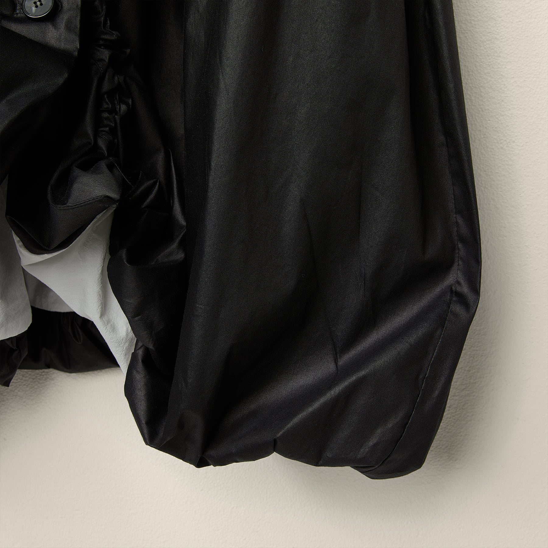 AW26 TRENCH COAT WITH ROUCHE