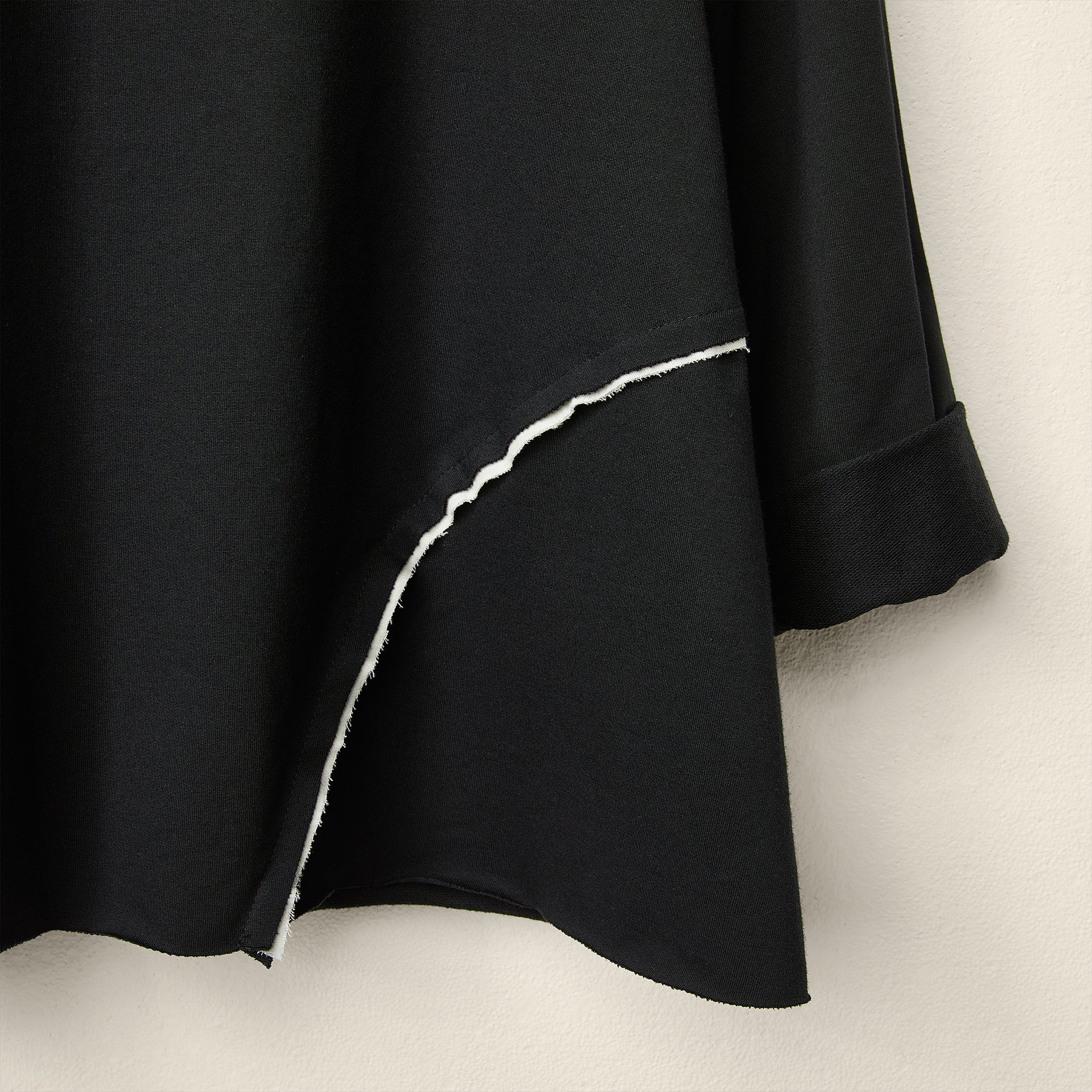 AW26 ECRU TRIMMING SWEATSHIRT