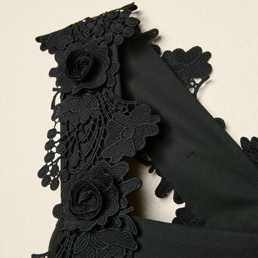 AW26 SALOPETTE WITH LACE ON THE SHOULDER