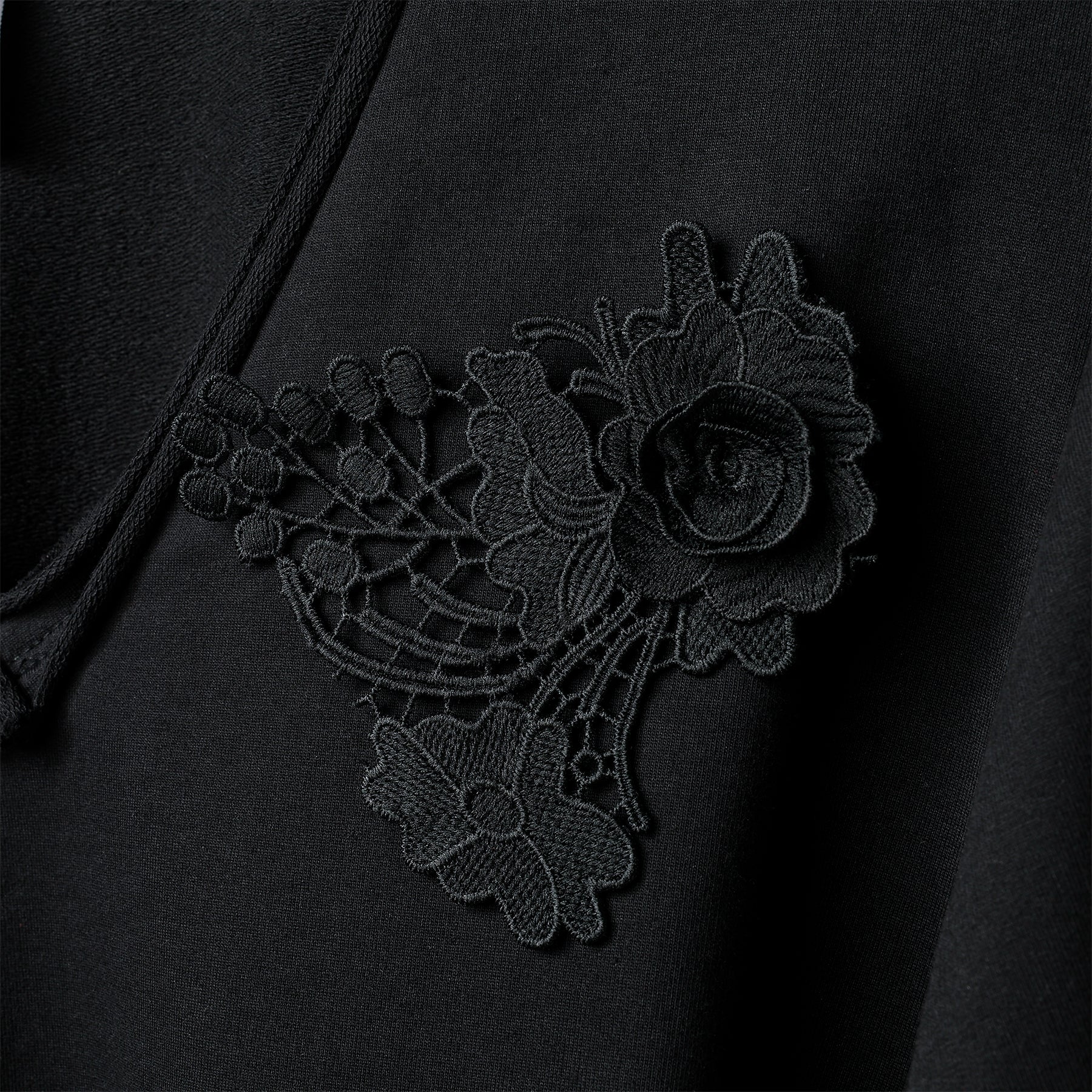 AW26 DESTRUCTURED SWEATSHIRT WITH FLOWER