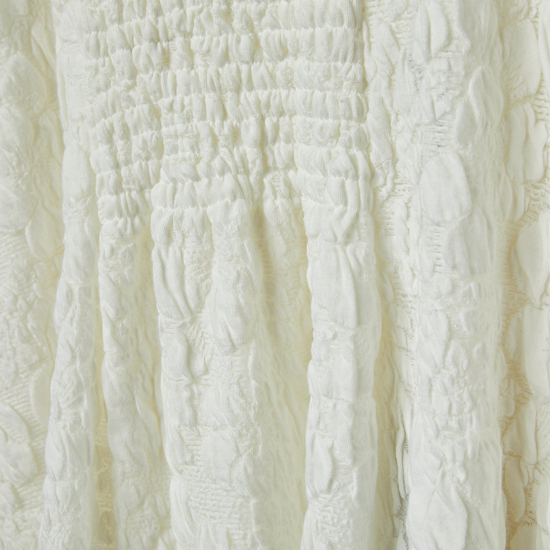 EMBOSSED WIDE BLOUSE