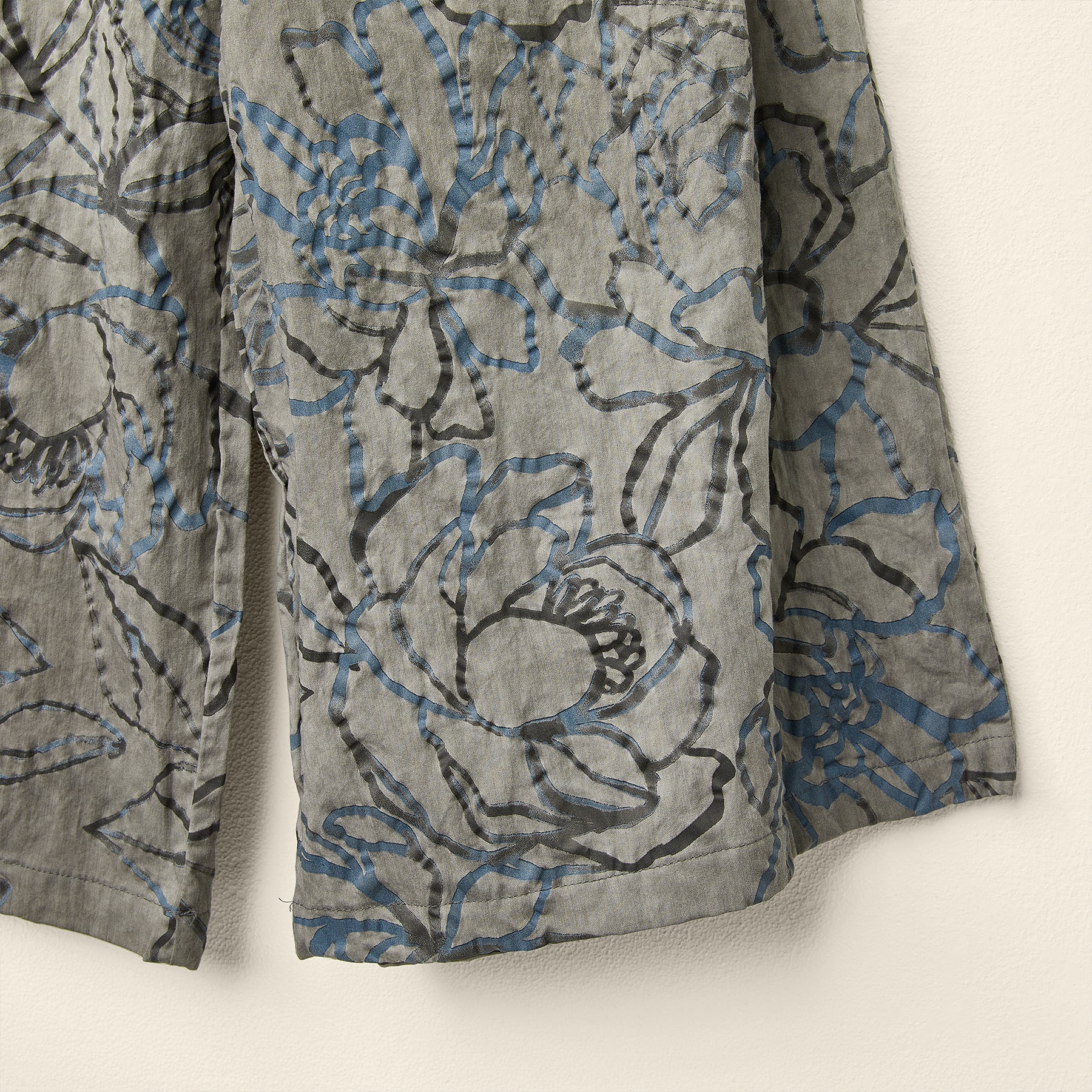 TROUSERS WITH PRINT