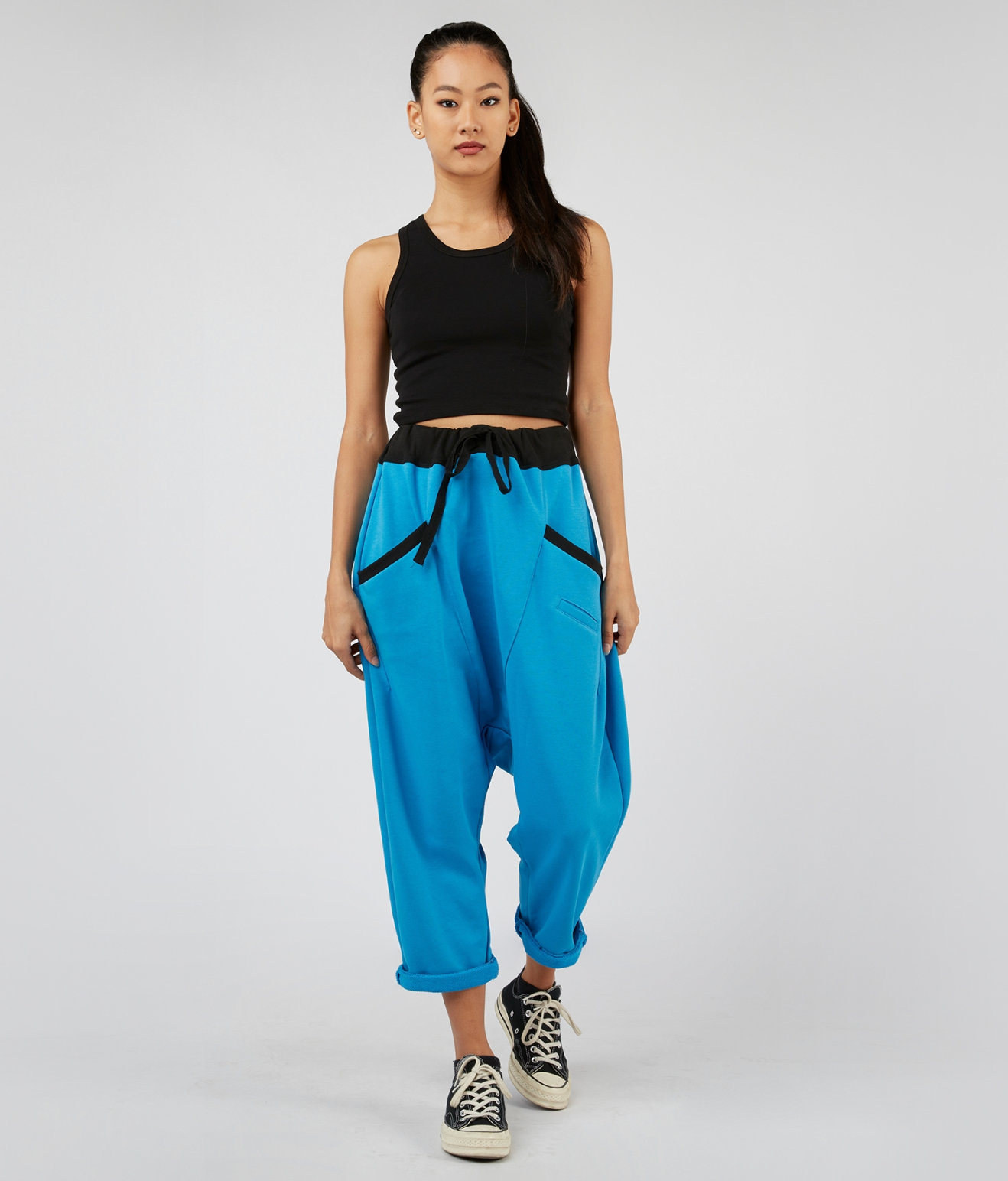 LOW CROTCH SPORTS TROUSERS