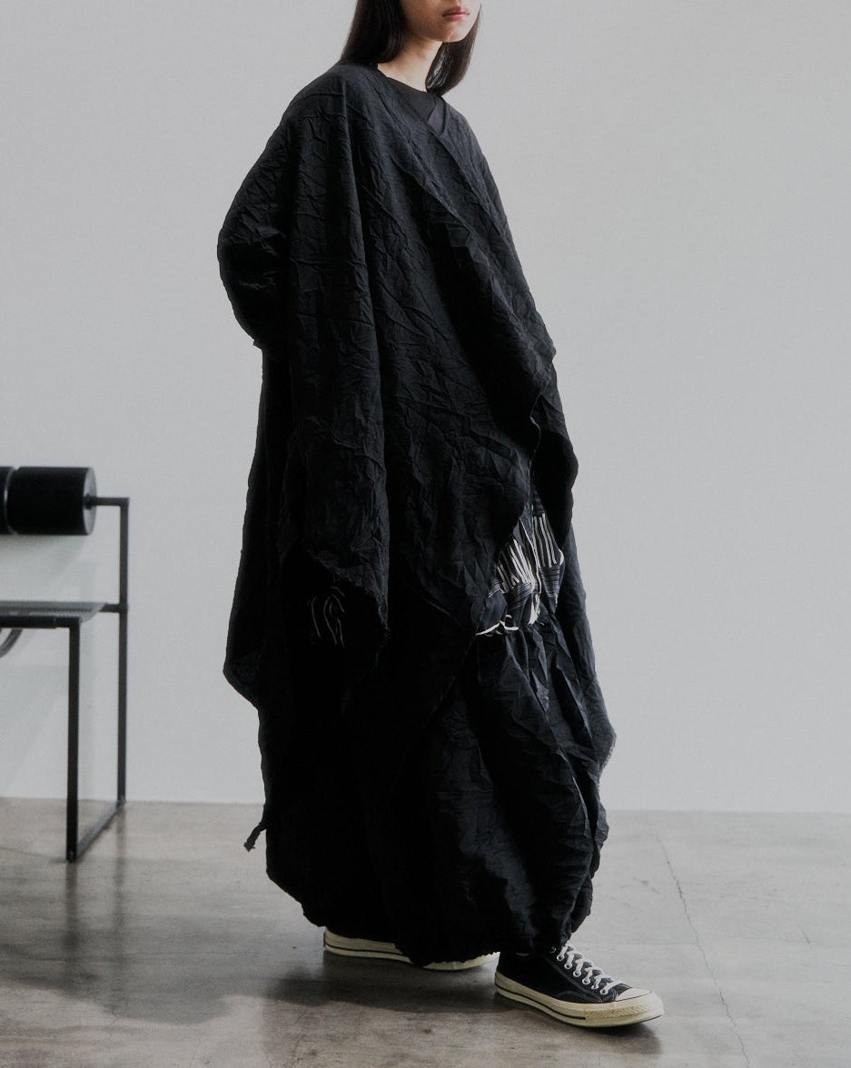 AW26 WIDE WRINKLED PONCHO