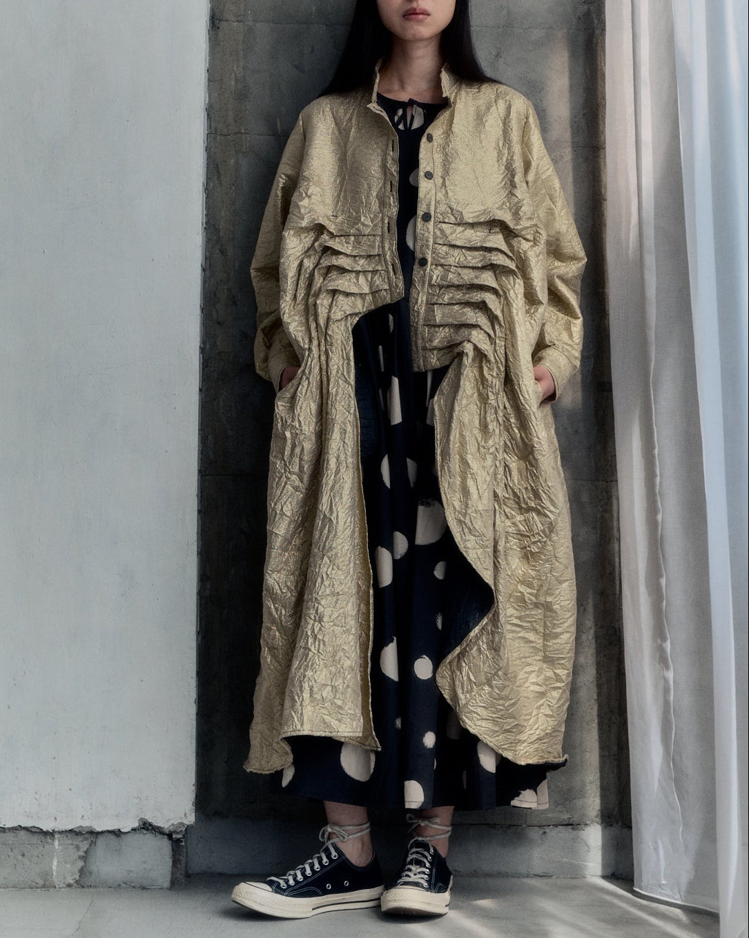 AW26 METALLIC PLEATED JACKET