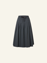 PLEATED SKIRT WITH SMOOTH YOKE