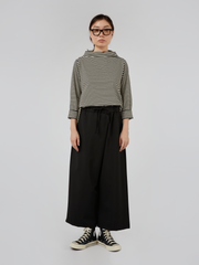 TROUSERS WITH FRONT PLEAT