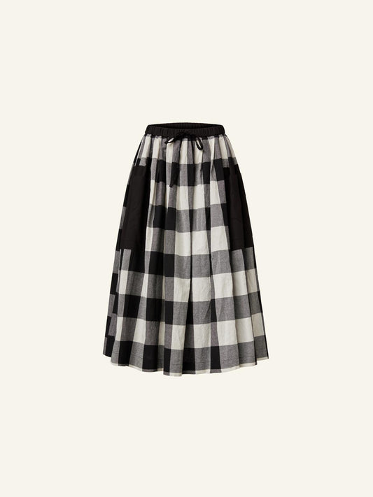 B/W CHECK SKIRT WITH BIG POCKETS